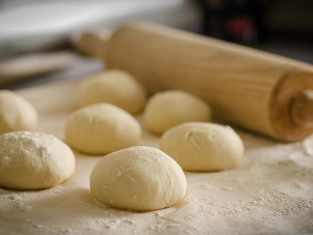 Homemade Pizza Dough Recipe: Step by Step